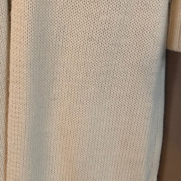 Long knit sweater - Picture 3 of 3